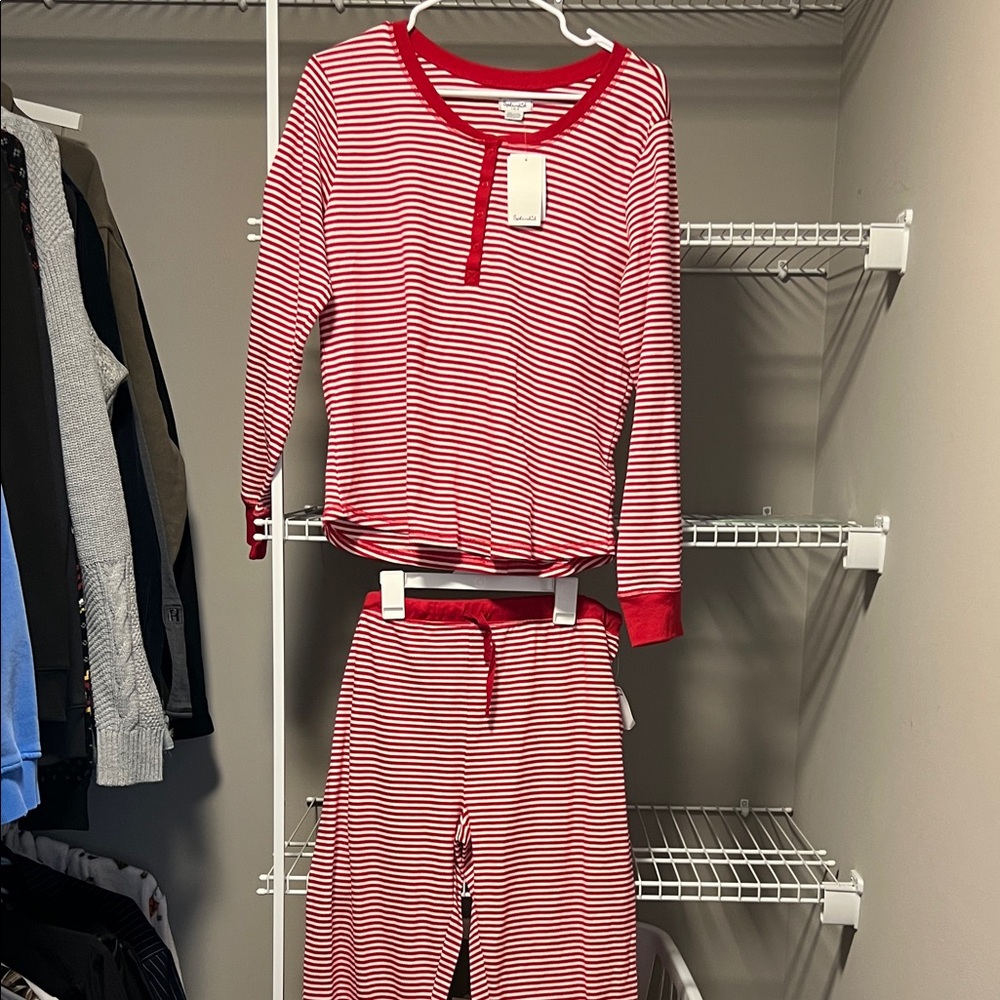 NWT * Splendid Red and White Striped Womens Pajama Set - Size Large
